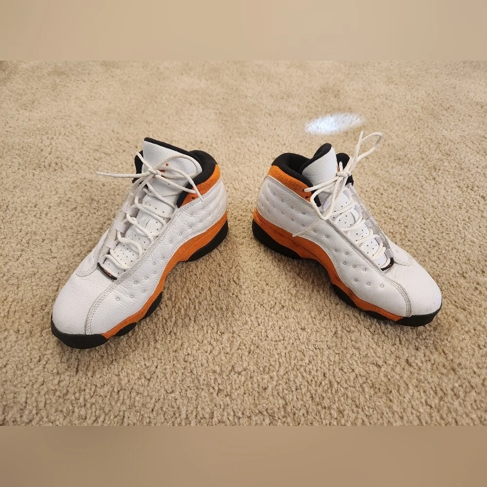 Air Jordan 13 Retro Starfish White Orange Black Suede Size 6Y Youth